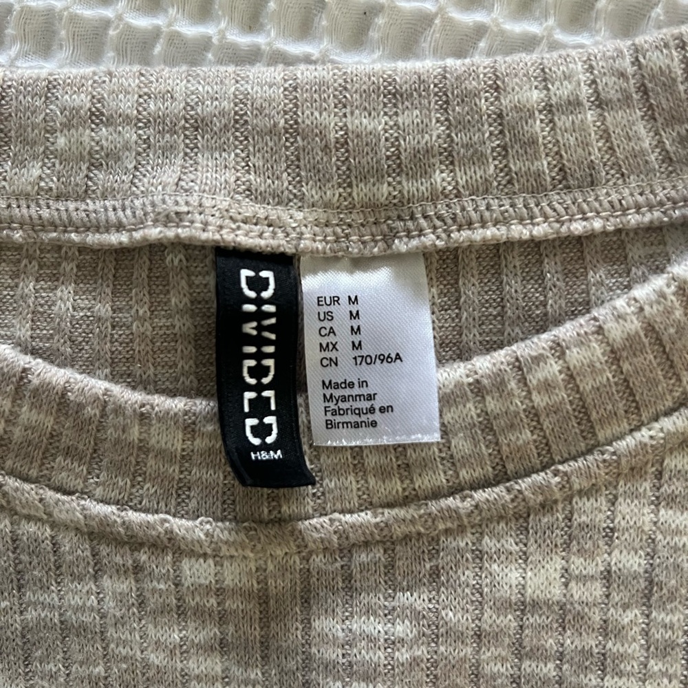 H&M Marled Cream/Tan Ribbed Tee - medium - Picture 3 of 4